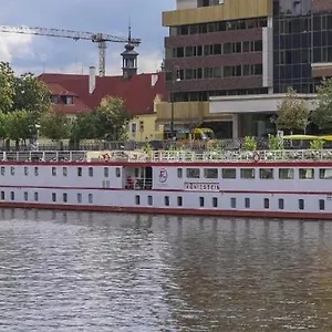 Ботель River Koenigstein, Прага
