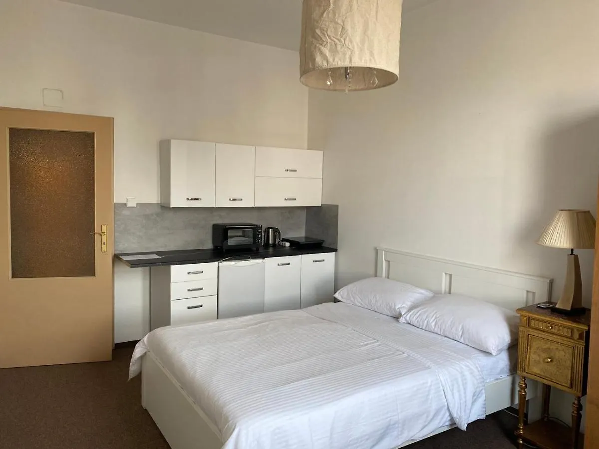 Bank Invest Apartmens - Old Town Apartman Prága 0*,