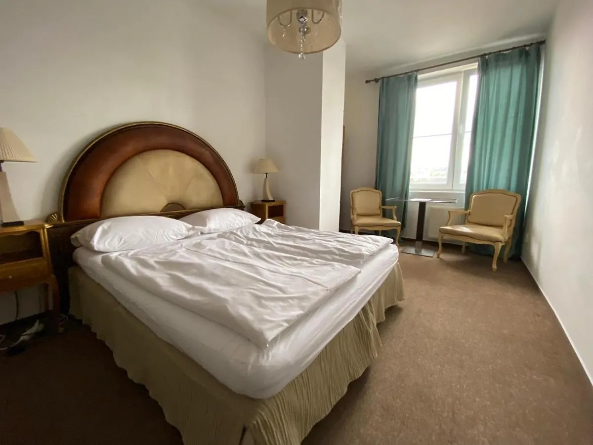 Bank Invest Apartmens - Old Town Apartman Prága